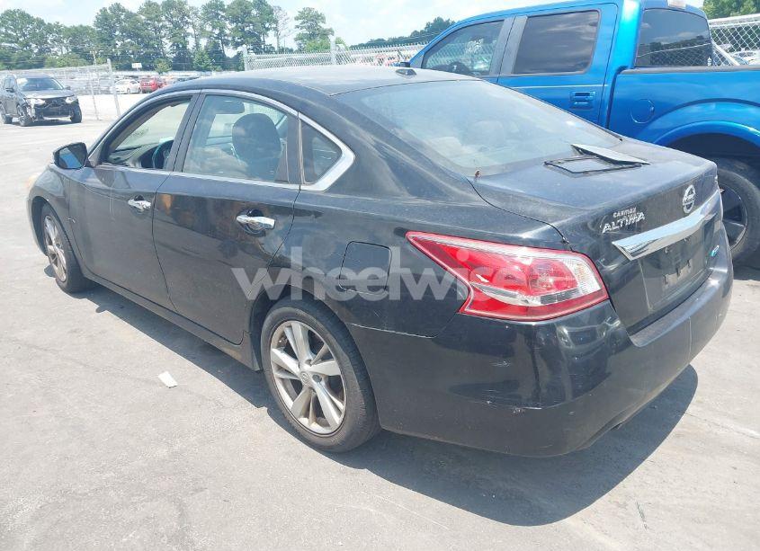 Photo 3 of 2013 Nissan Altima 2.5 SV (VIN 1N4AL3AP8DC907470)
