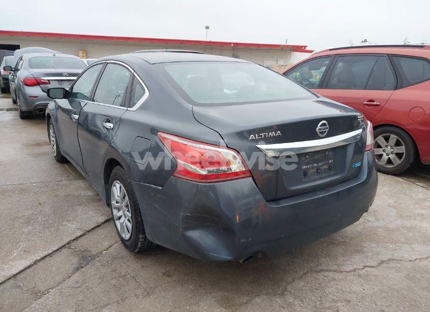 Photo 3 of 2013 Nissan Altima 2.5 S (VIN 1N4AL3AP8DC915813)