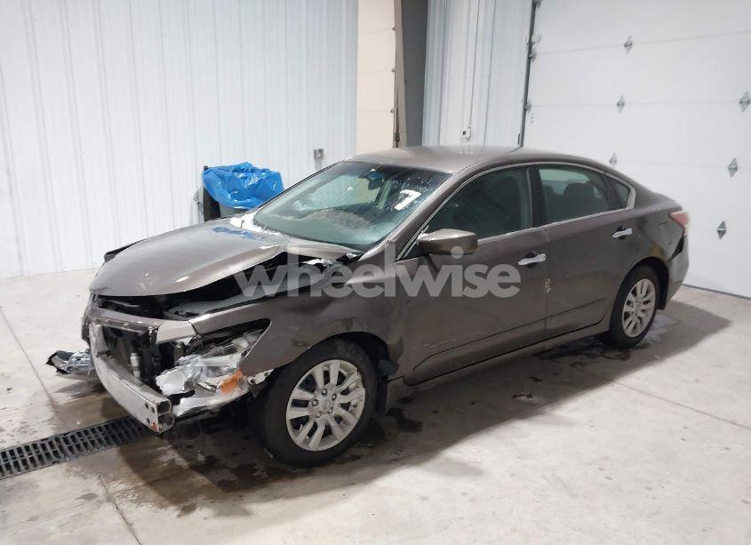 Photo 2 of 2013 Nissan Altima 2.5 S (VIN 1N4AL3AP8DC922082)