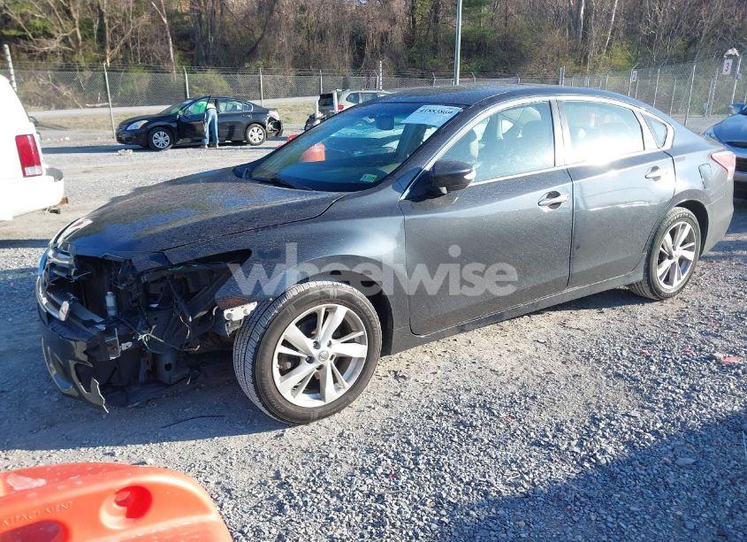 Photo 2 of 2013 Nissan Altima 2.5 SL (VIN 1N4AL3AP8DN410469)