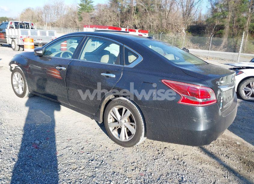Photo 3 of 2013 Nissan Altima 2.5 SL (VIN 1N4AL3AP8DN410469)