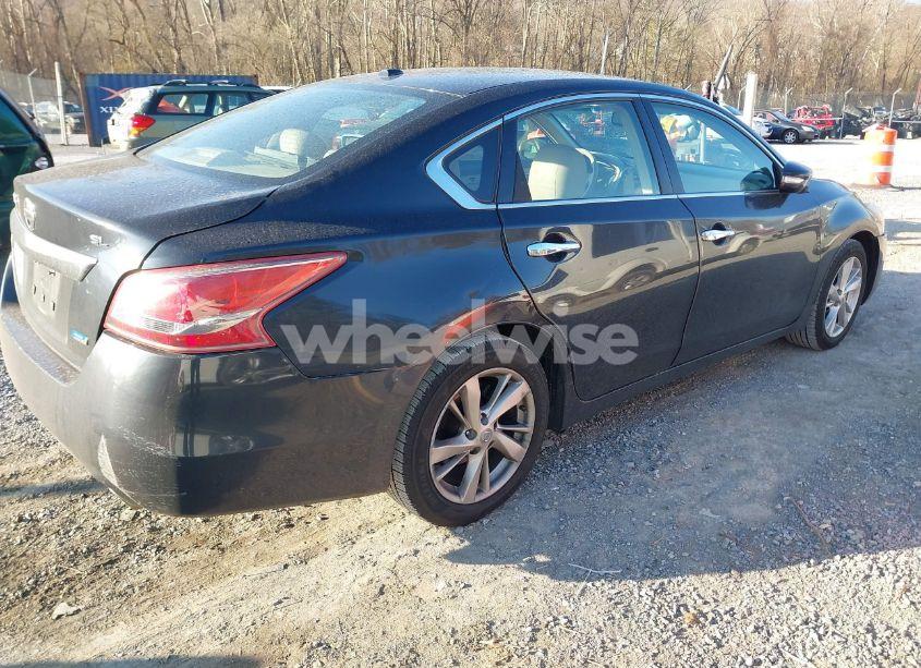 Photo 4 of 2013 Nissan Altima 2.5 SL (VIN 1N4AL3AP8DN410469)