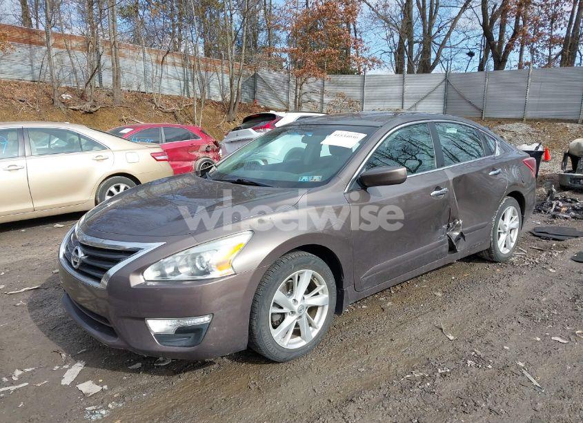 Photo 2 of 2013 Nissan Altima 2.5 SV (VIN 1N4AL3AP8DN420211)