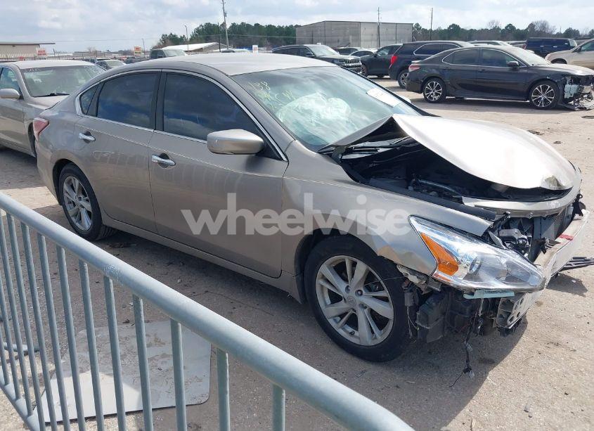 2013 Nissan Altima 2.5 SV (VIN 1N4AL3AP8DN420726) main photo