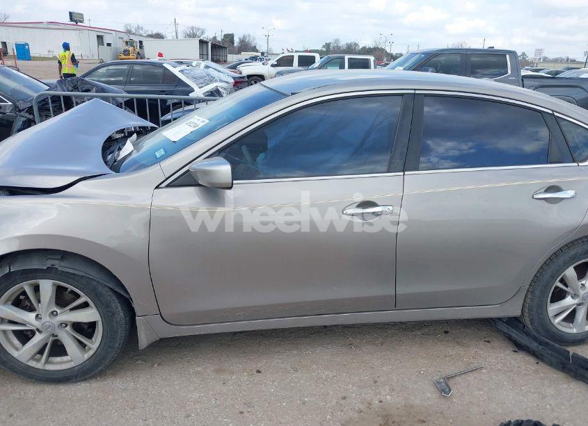 Photo 14 of 2013 Nissan Altima 2.5 SV (VIN 1N4AL3AP8DN420726)