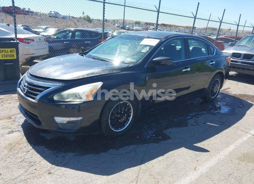 Photo 2 of 2013 Nissan Altima 2.5 S (VIN 1N4AL3AP8DN457503)