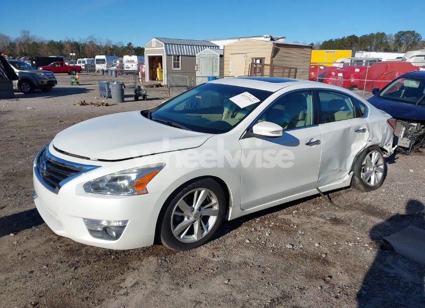 Photo 2 of 2013 Nissan Altima 2.5 SL (VIN 1N4AL3AP8DN459087)