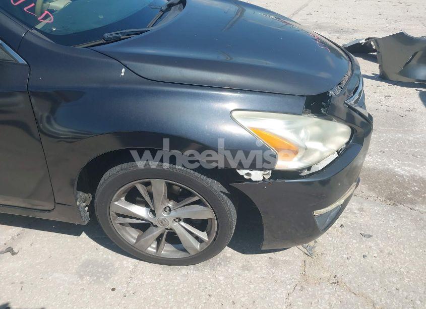 Photo 13 of 2013 Nissan Altima 2.5 SL (VIN 1N4AL3AP8DN461714)