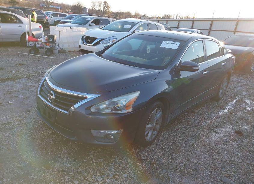 Photo 2 of 2013 Nissan Altima 2.5 SL (VIN 1N4AL3AP8DN468873)