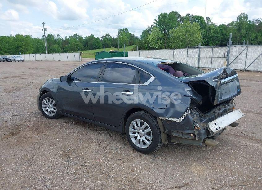 Photo 3 of 2013 Nissan Altima 2.5 S (VIN 1N4AL3AP8DN489013)