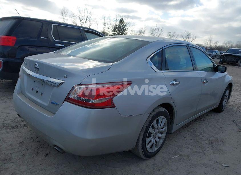 Photo 4 of 2013 Nissan Altima 2.5 S (VIN 1N4AL3AP8DN489741)