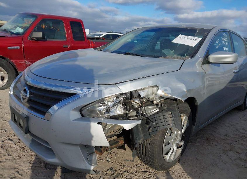 Photo 6 of 2013 Nissan Altima 2.5 S (VIN 1N4AL3AP8DN489741)