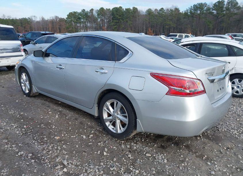 Photo 3 of 2013 Nissan Altima 2.5 SV (VIN 1N4AL3AP8DN496320)