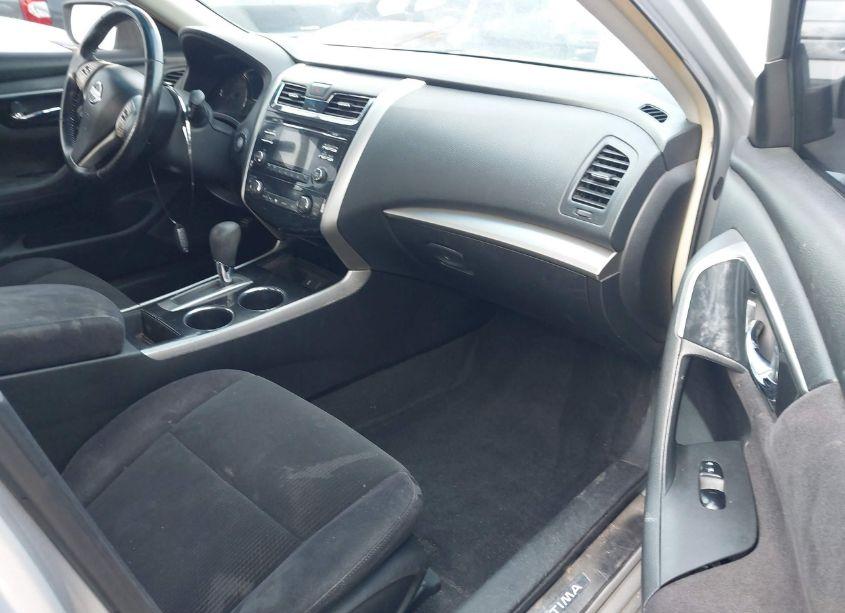 Photo 5 of 2013 Nissan Altima 2.5 SV (VIN 1N4AL3AP8DN496320)