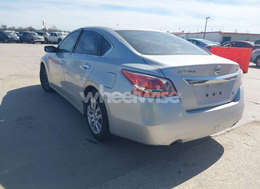 Photo 3 of 2013 Nissan Altima 2.5 S (VIN 1N4AL3AP8DN501452)