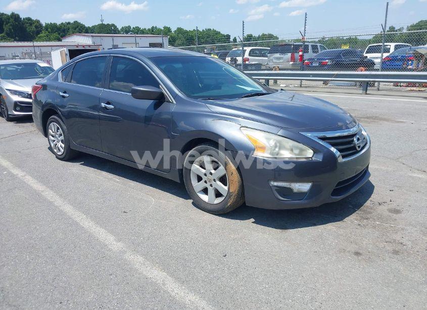 2013 Nissan Altima 2.5 S (VIN 1N4AL3AP8DN513892) main photo