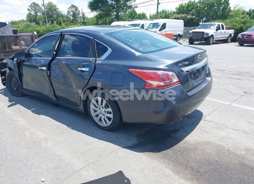 Photo 3 of 2013 Nissan Altima 2.5 S (VIN 1N4AL3AP8DN513892)