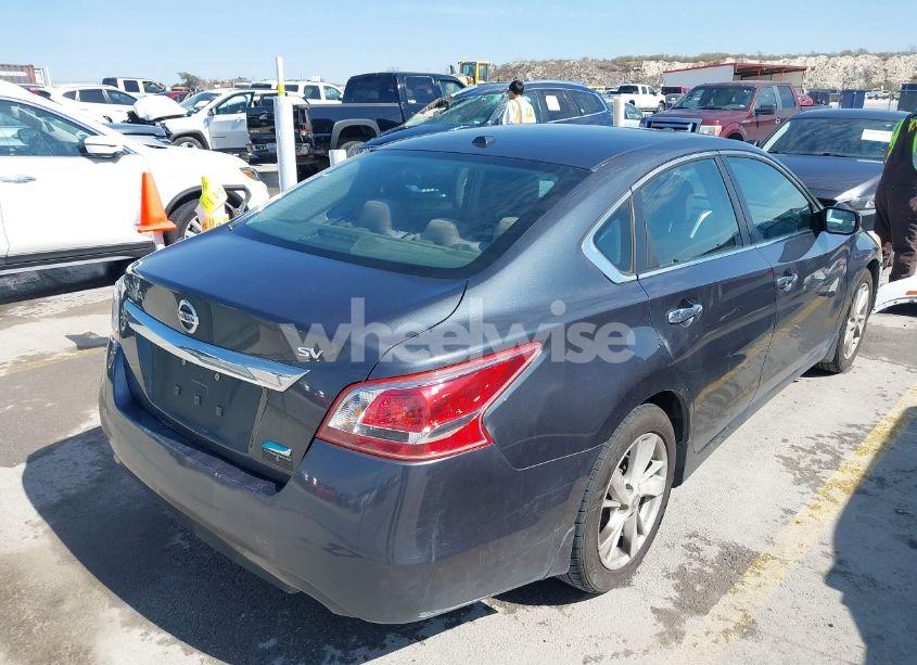 Photo 4 of 2013 Nissan Altima 2.5 SV (VIN 1N4AL3AP8DN524598)