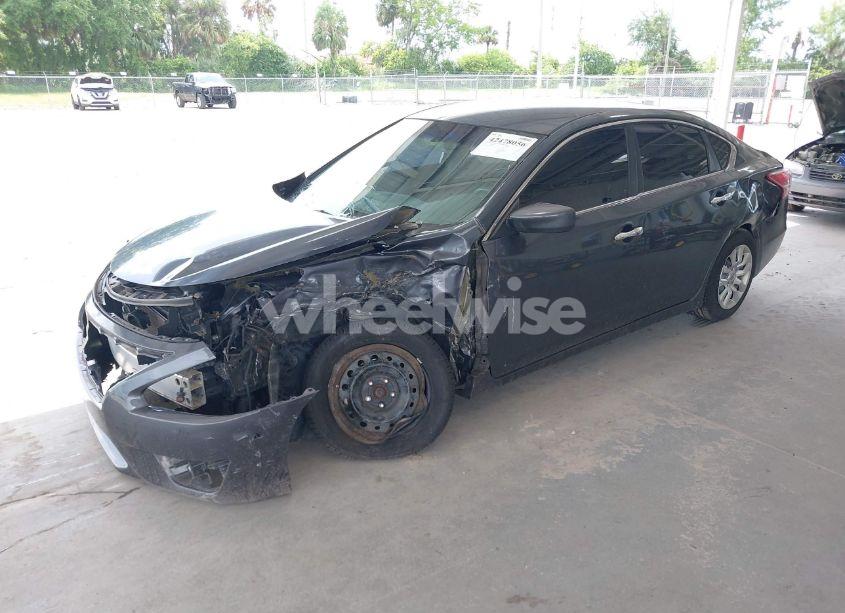 Photo 2 of 2013 Nissan Altima 2.5 S (VIN 1N4AL3AP8DN531227)