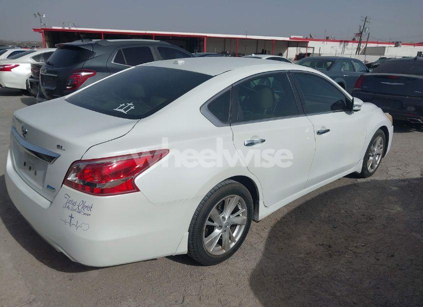 Photo 4 of 2013 Nissan Altima 2.5 SL (VIN 1N4AL3AP8DN547217)