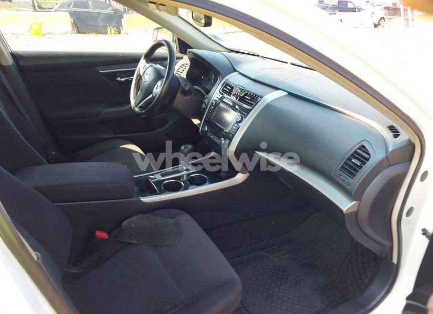 Photo 5 of 2013 Nissan Altima 2.5 SV (VIN 1N4AL3AP8DN572215)