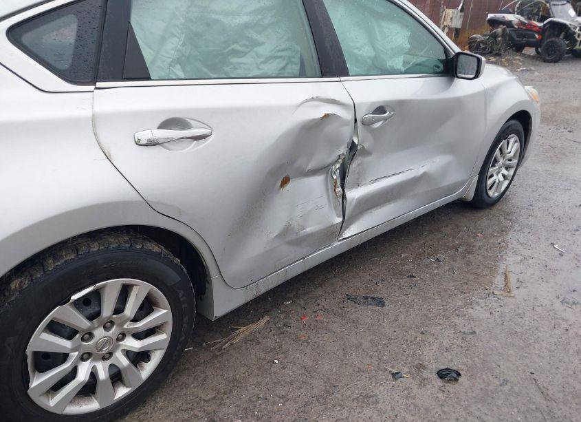 Photo 6 of 2013 Nissan Altima 2.5 S (VIN 1N4AL3AP8DN586857)