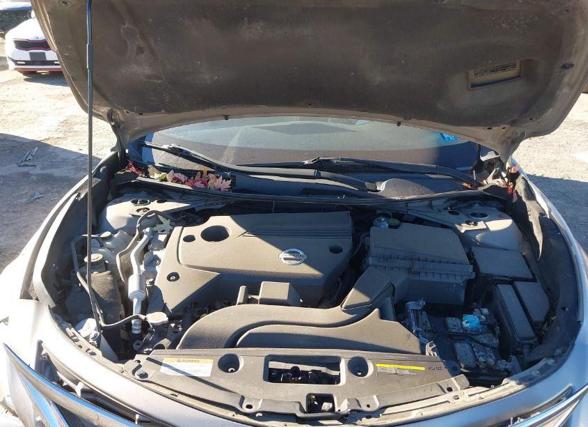 Photo 10 of 2014 Nissan Altima 2.5 S (VIN 1N4AL3AP8EC140446)