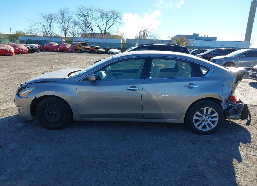Photo 15 of 2014 Nissan Altima 2.5 S (VIN 1N4AL3AP8EC140446)