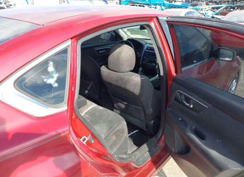 Photo 8 of 2014 Nissan Altima 2.5 S (VIN 1N4AL3AP8EC185810)