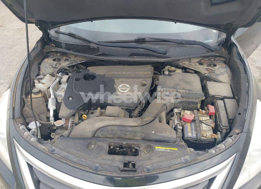 Photo 10 of 2014 Nissan Altima 2.5 S (VIN 1N4AL3AP8EC186357)