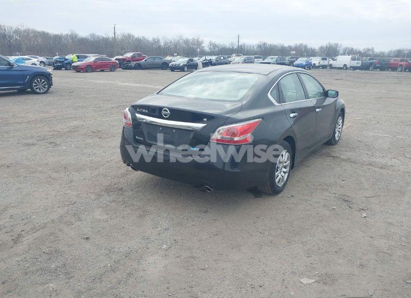 Photo 4 of 2014 Nissan Altima 2.5 S (VIN 1N4AL3AP8EC186357)