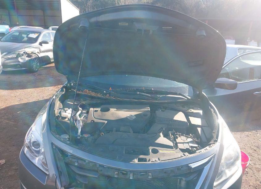 Photo 10 of 2014 Nissan Altima 2.5 S (VIN 1N4AL3AP8EC186746)