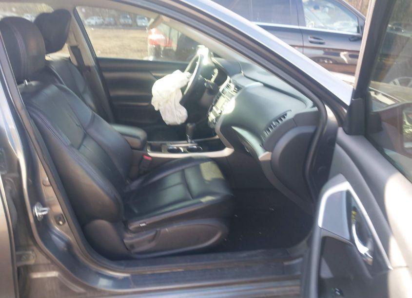 Photo 5 of 2014 Nissan Altima 2.5 S (VIN 1N4AL3AP8EC186746)