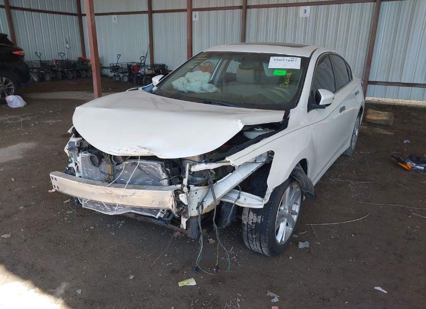 Photo 2 of 2014 Nissan Altima 2.5 SL (VIN 1N4AL3AP8EC190800)