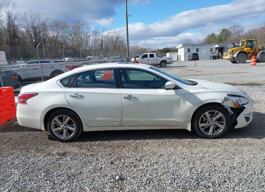 Photo 13 of 2014 Nissan Altima 2.5 SV (VIN 1N4AL3AP8EC197987)