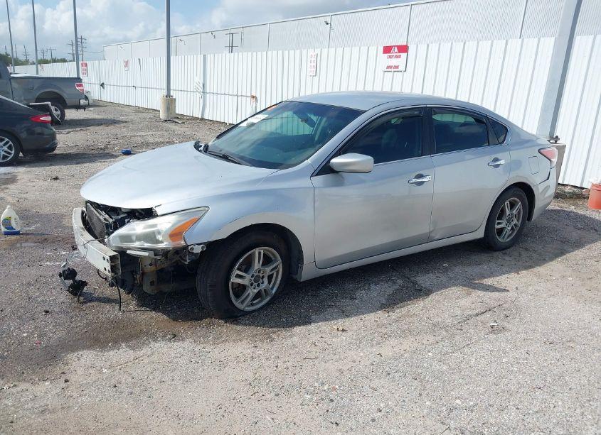 Photo 2 of 2014 Nissan Altima 2.5/2.5 S/2.5 SL/2.5 SV (VIN 1N4AL3AP8EC199190)