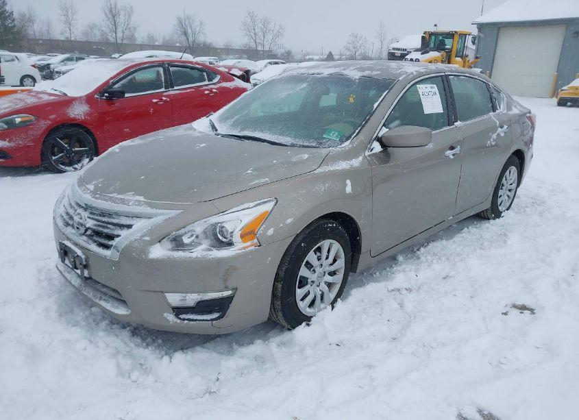 Photo 2 of 2014 Nissan Altima 2.5 S (VIN 1N4AL3AP8EC282165)