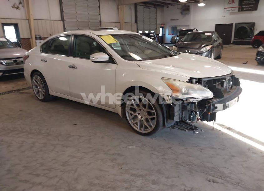 2014 Nissan Altima 2.5 SV (VIN 1N4AL3AP8EC318968) main photo