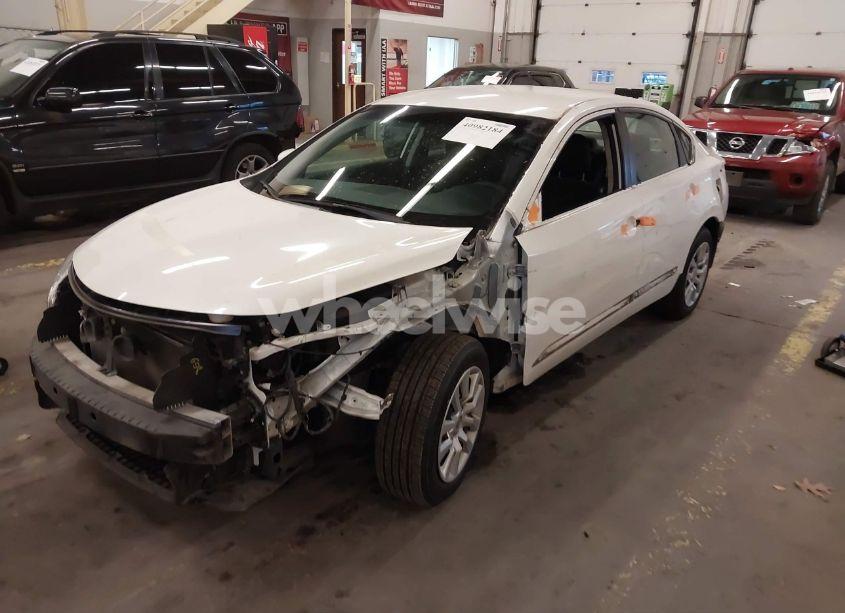 Photo 2 of 2014 Nissan Altima 2.5 S (VIN 1N4AL3AP8EC319893)