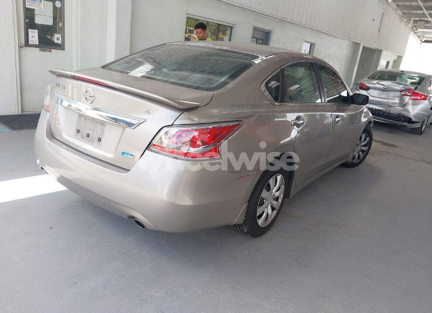 Photo 4 of 2014 Nissan Altima 2.5 S (VIN 1N4AL3AP8EC324107)