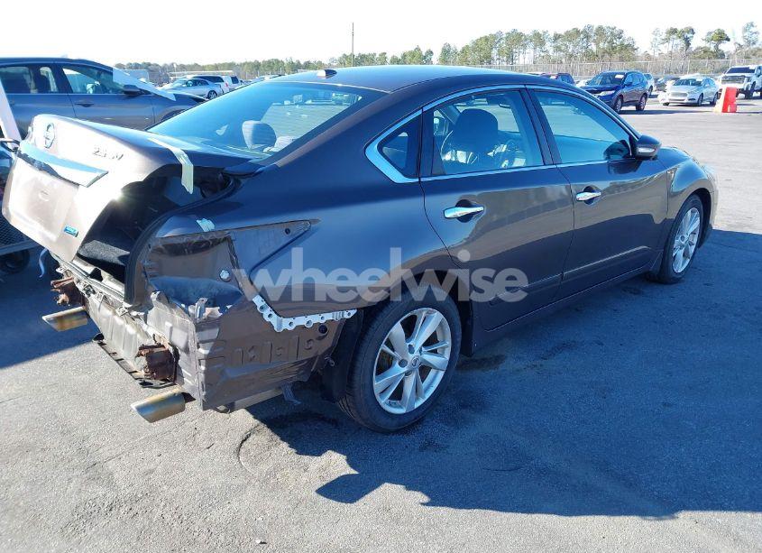 Photo 4 of 2014 Nissan Altima 2.5 SV (VIN 1N4AL3AP8EC326228)