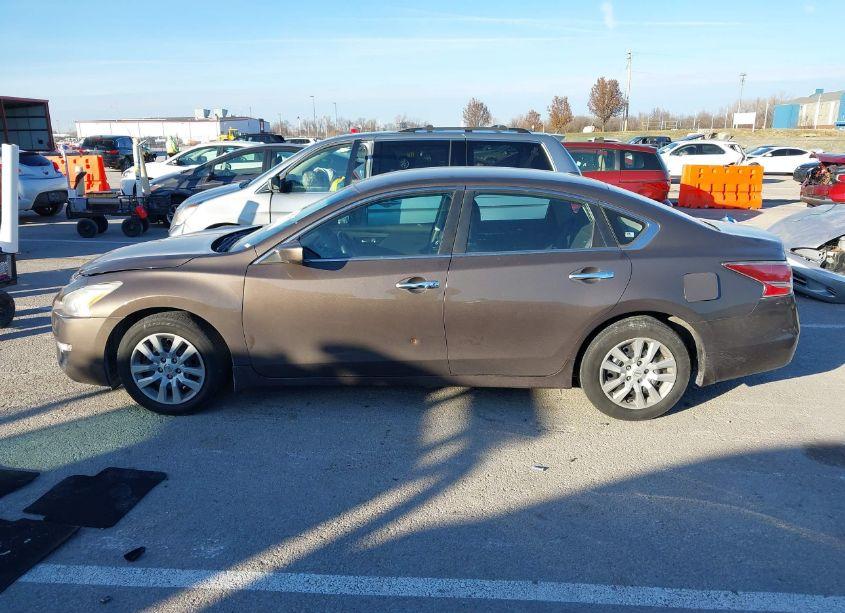 Photo 13 of 2014 Nissan Altima 2.5 S (VIN 1N4AL3AP8EC408041)