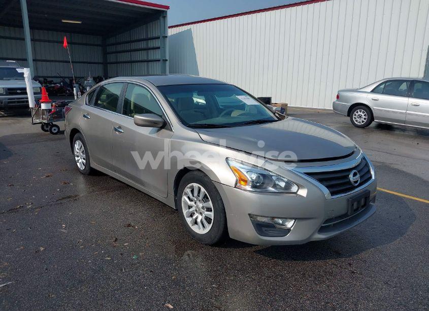 2014 Nissan Altima 2.5 S (VIN 1N4AL3AP8EC417175) main photo