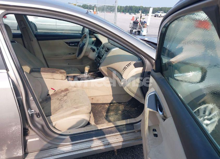 Photo 5 of 2014 Nissan Altima 2.5 S (VIN 1N4AL3AP8EC417175)