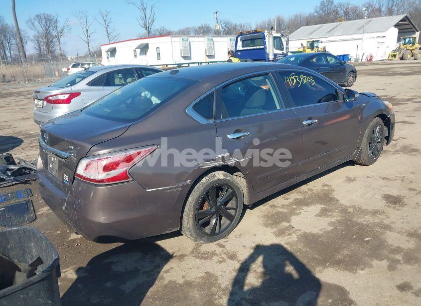 Photo 4 of 2014 Nissan Altima 2.5 SV (VIN 1N4AL3AP8EC417791)