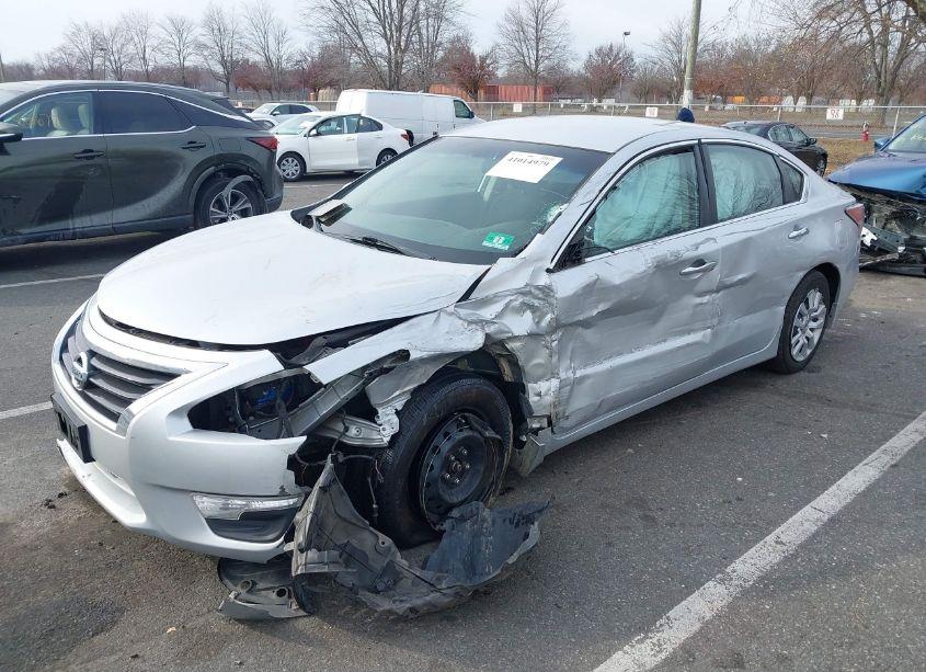 Photo 2 of 2014 Nissan Altima 2.5 S (VIN 1N4AL3AP8EC424014)