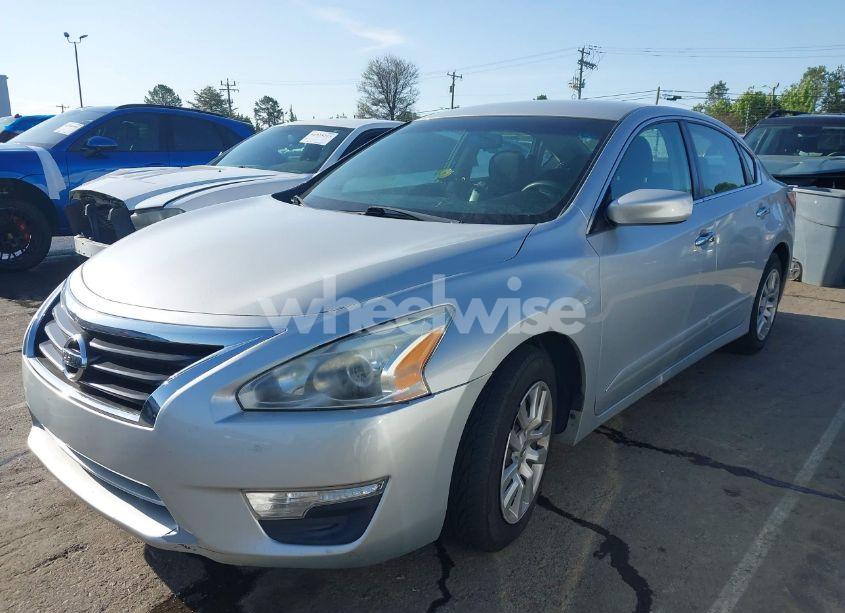 Photo 2 of 2014 Nissan Altima 2.5 S (VIN 1N4AL3AP8EC902495)