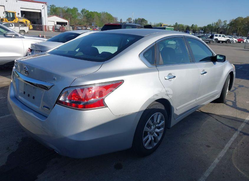 Photo 4 of 2014 Nissan Altima 2.5 S (VIN 1N4AL3AP8EC902495)