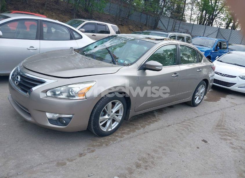 Photo 2 of 2014 Nissan Altima 2.5 SV (VIN 1N4AL3AP8EN207325)