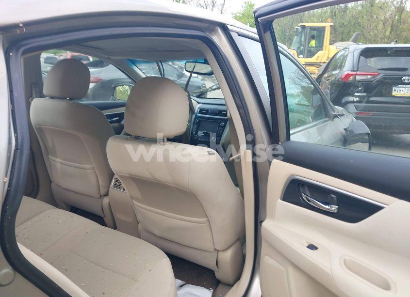 Photo 8 of 2014 Nissan Altima 2.5 SV (VIN 1N4AL3AP8EN207325)